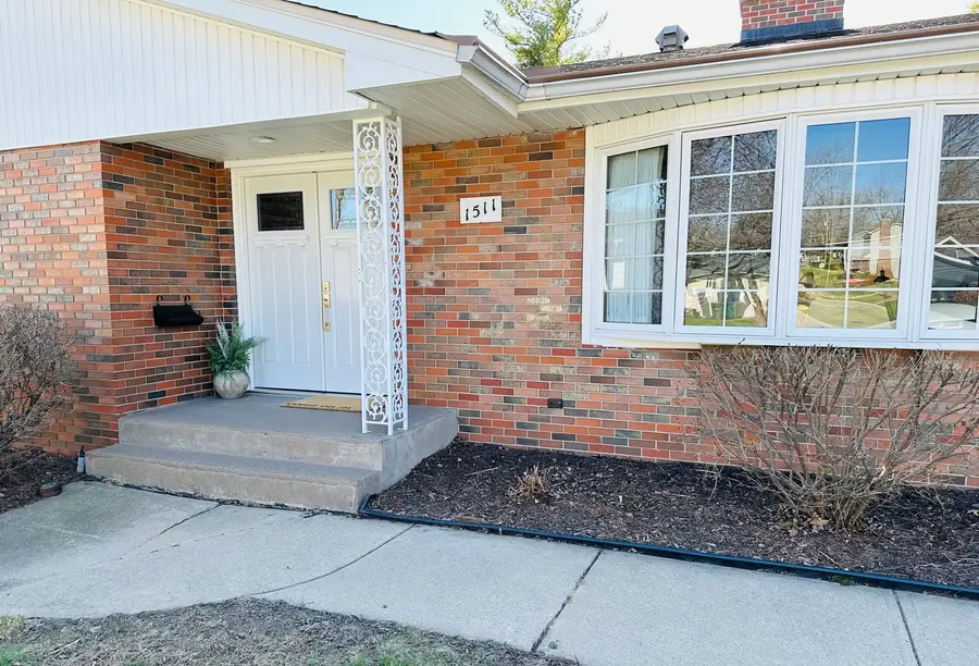 1511 Hillcrest Court, Bettendorf, IA 52722 - #3