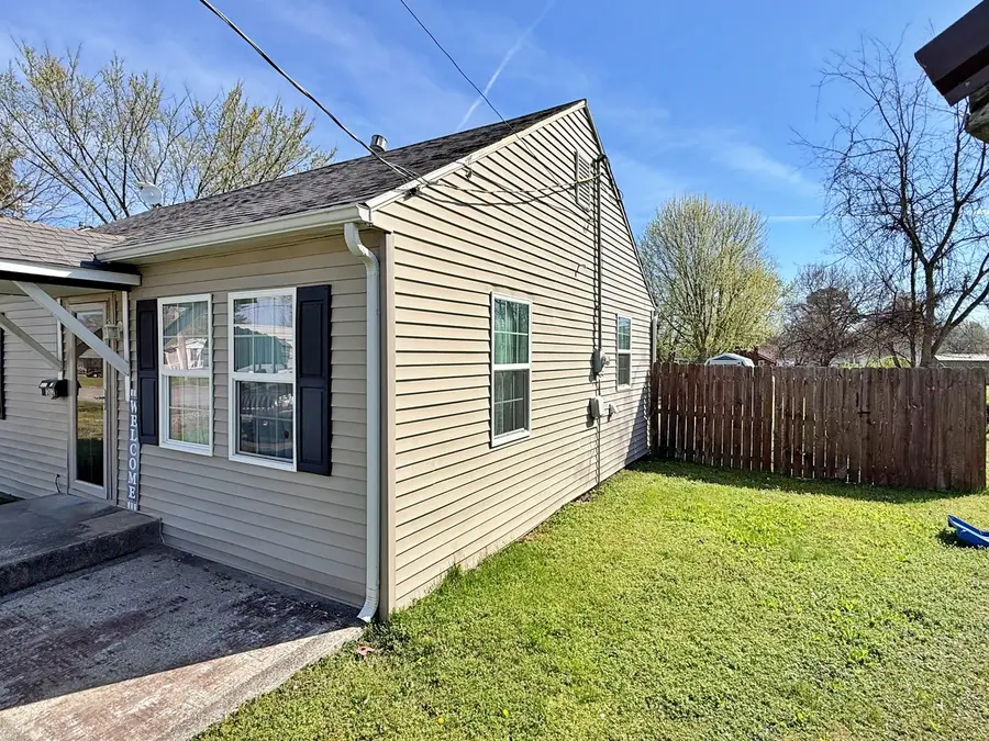 1202 Ferry Street, Metropolis, IL 62960 - #3