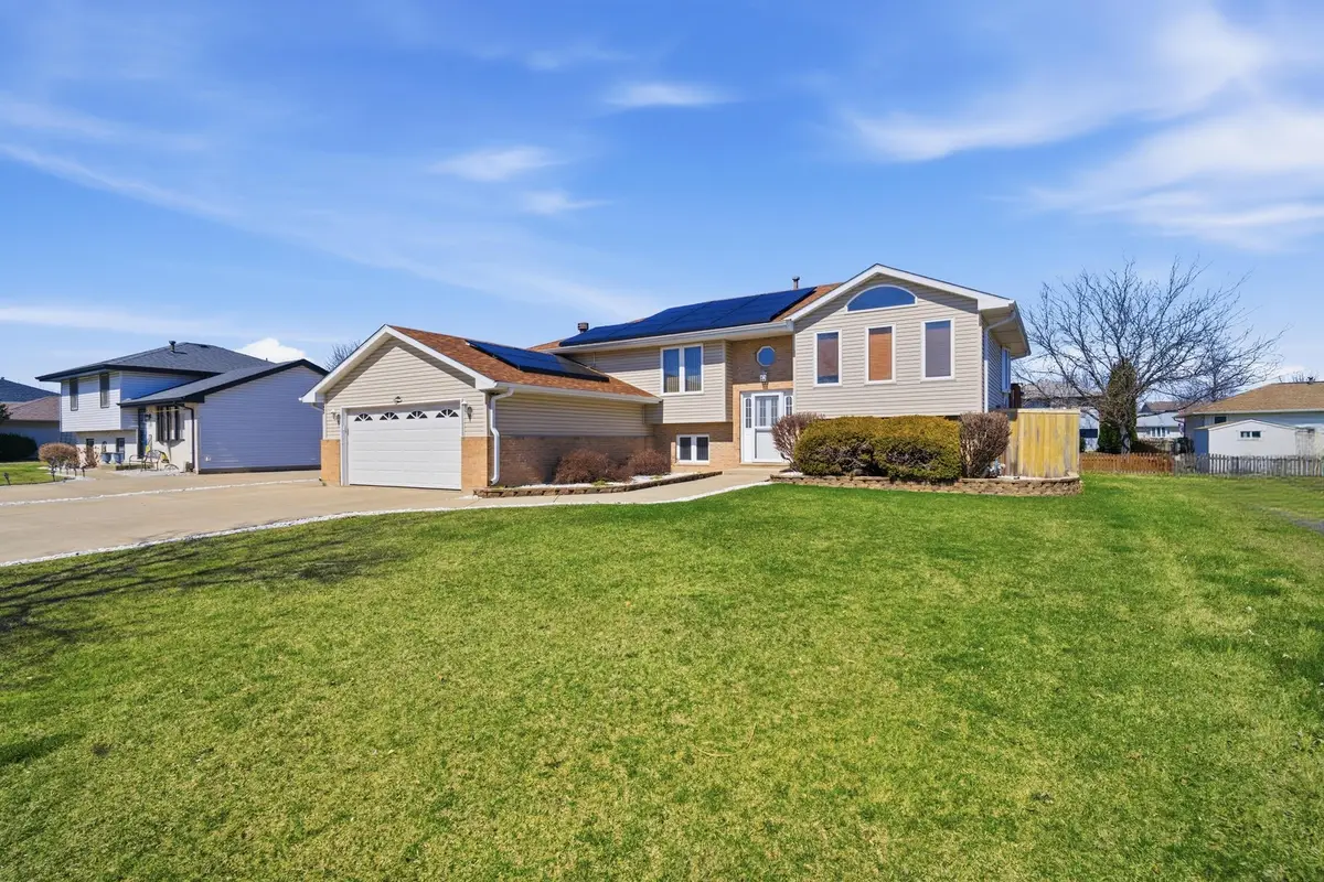 6907 Manchester Drive, Plainfield, IL 60586 - #1