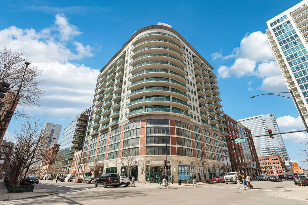 340 W Superior Street #1102, Chicago, IL 60654 - #1