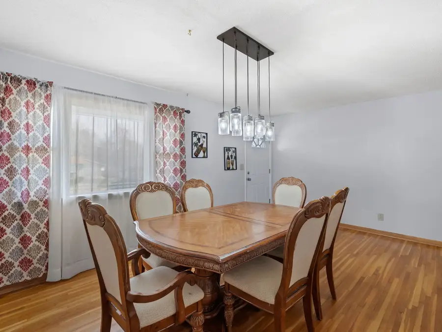 2814 Hillside Court, Bettendorf, IA 52722 - #3