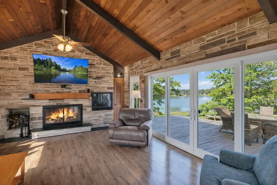 512 Bay Road, McHenry, IL 60051 - #3