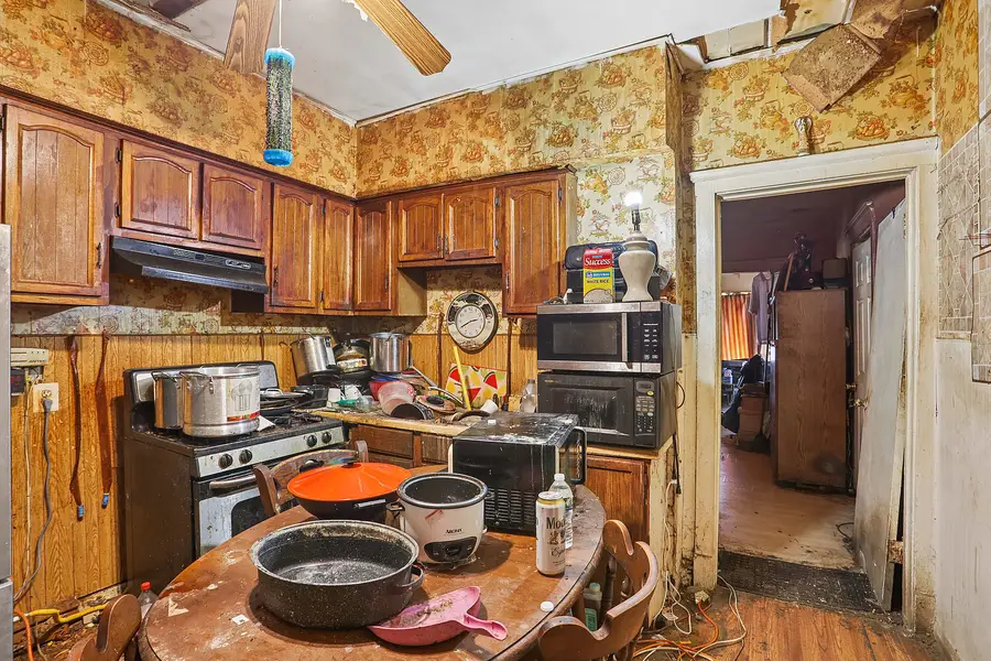 7127 S Artesian Avenue, Chicago, IL 60629 - #2