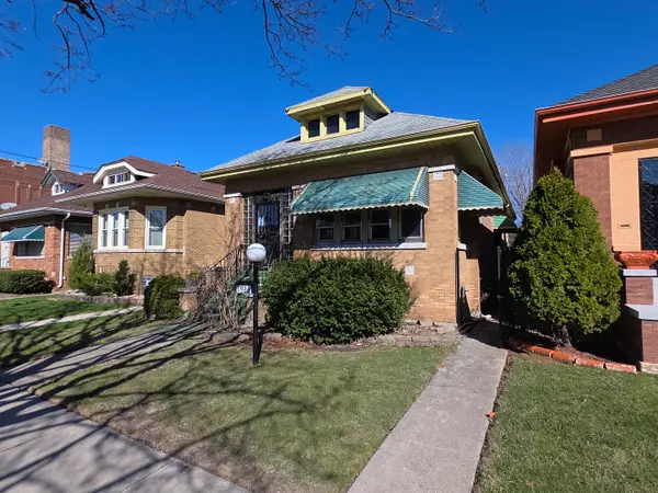 7923 S Calumet Avenue, Chicago, IL 60619