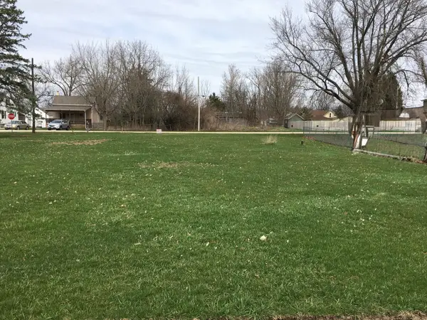 216 Main Street, Rochelle, IL 61068