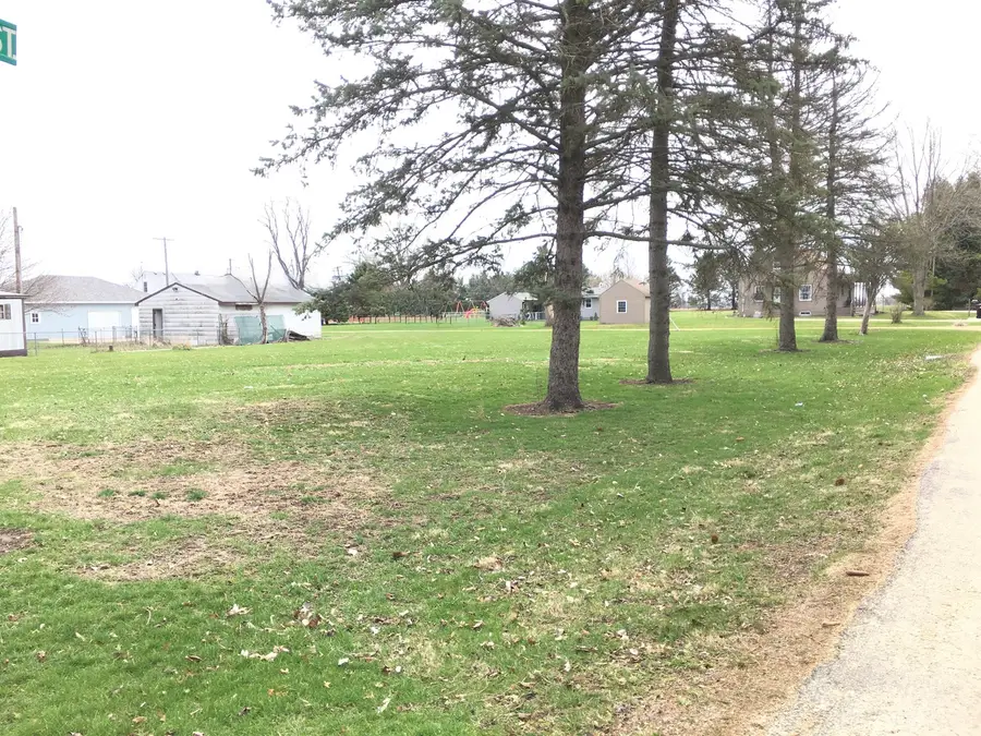 216 Main Street, Kings, IL 61068 - #2