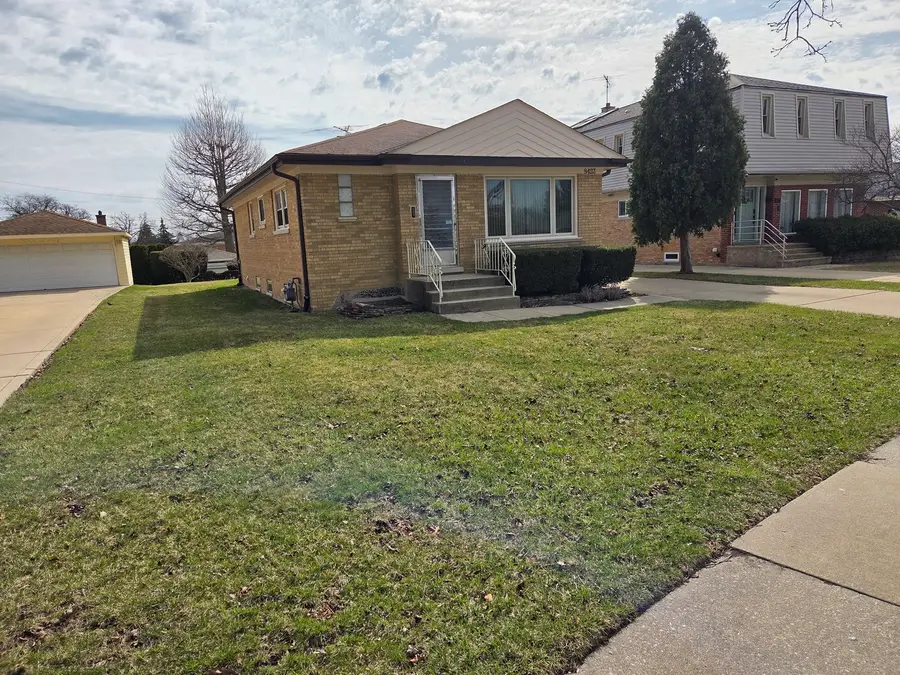 8423 N Shermer Road N, Niles, IL 60714 - #2