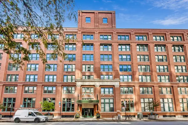 411 W Ontario Street #515, Chicago, IL 60654