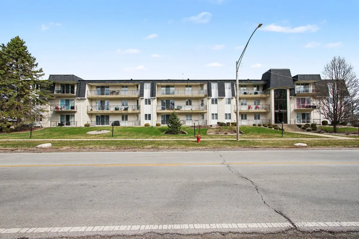 2440 186th Street #B1, Lansing, IL 60438 - #1