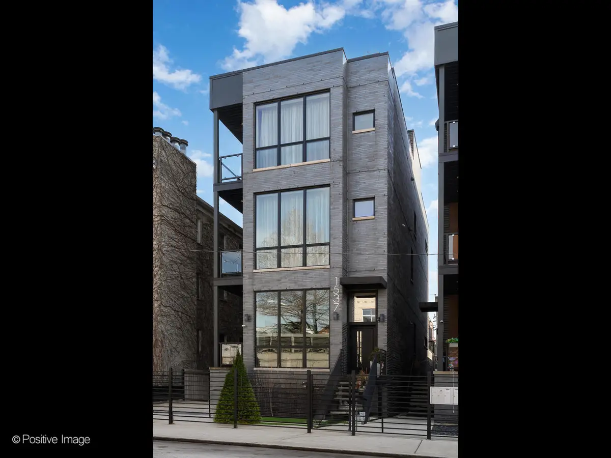 1537 W Pearson Street #2, Chicago, IL 60642 - #1