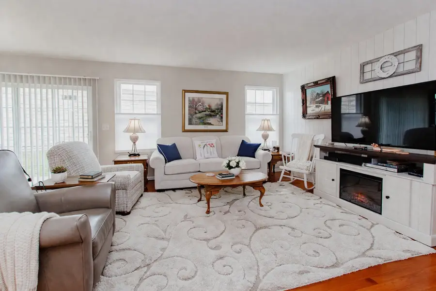 1279 Merrimack Court, Crystal Lake, IL 60014 - #2