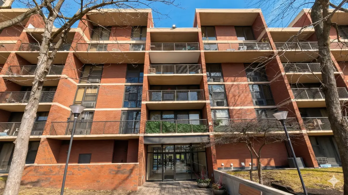 3021 S Michigan Avenue #510, Chicago, IL 60616 - #1