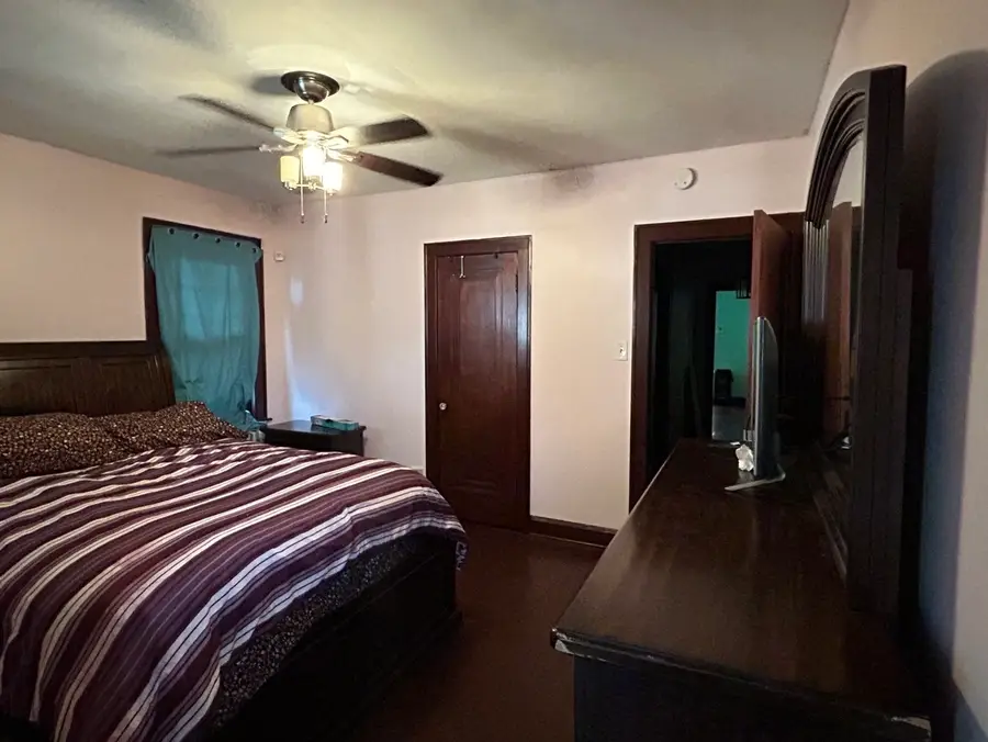 13845 S Wabash Avenue, Riverdale, IL 60827 - #3