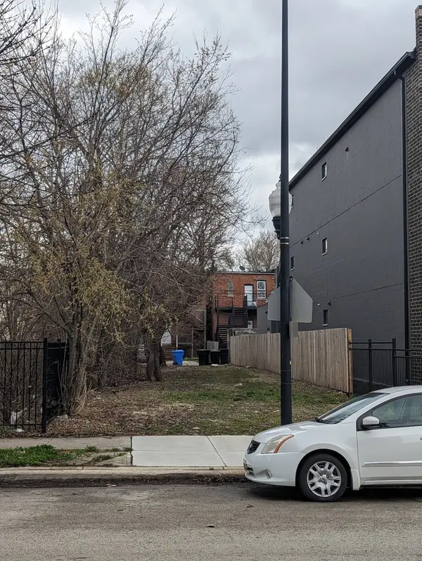 2850 W Adams Street, Chicago, IL 60612