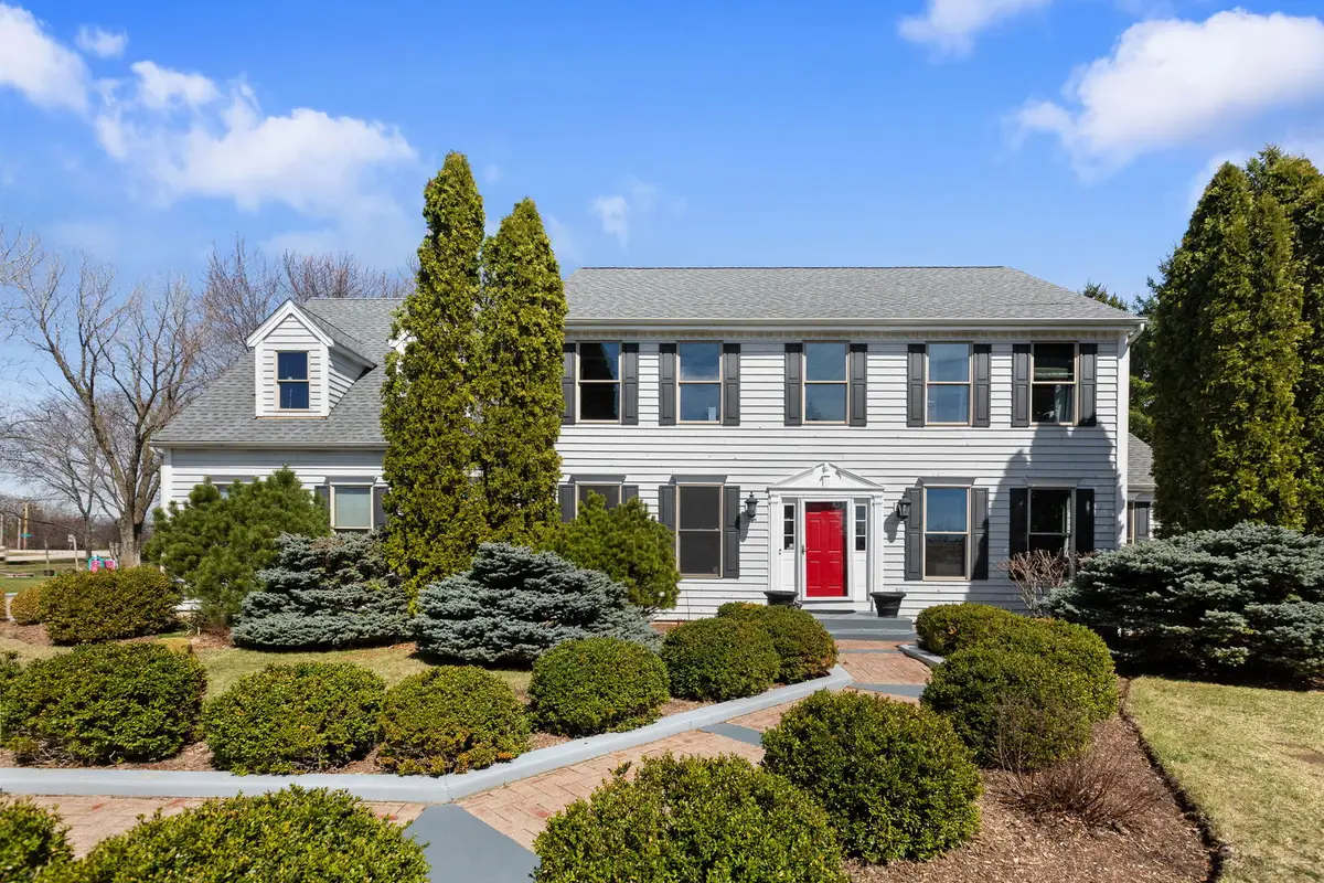 185 Sycamore Drive, Hawthorn Woods, IL 60047 - #1