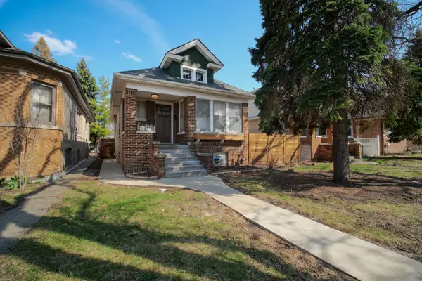 4315 N Mcvicker Avenue, Chicago, IL 60634