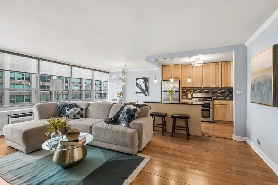 3550 N Lake Shore Drive #2424, Chicago, IL 60657 - #2