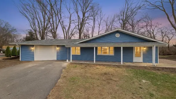 1624 Chicago Street, Dixon, IL 61021