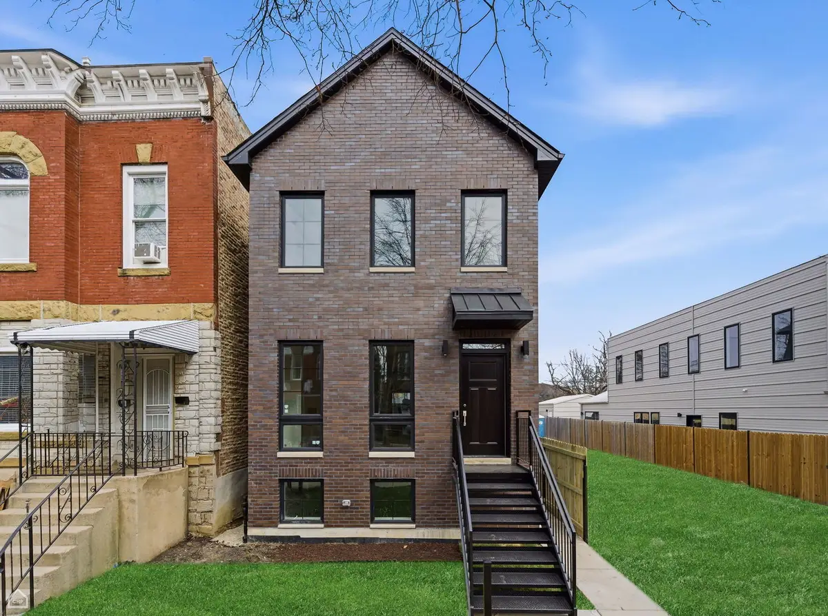 2832 W Wilcox Street, Chicago, IL 60612 - #1