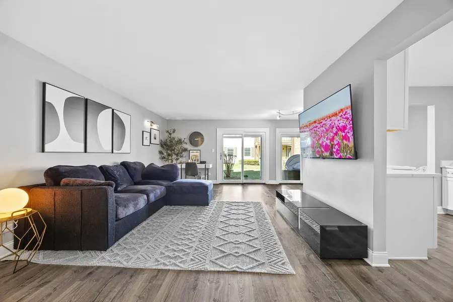 2153 Lancaster Circle #102B, Naperville, IL 60565 - #2