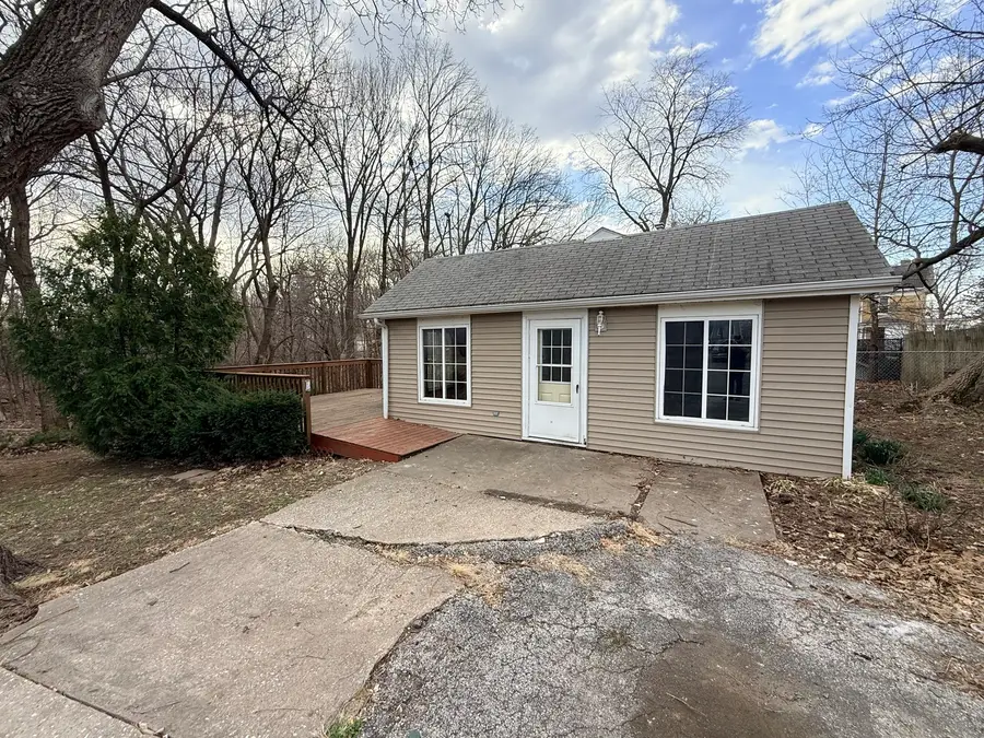 1417 W 12th Street, Davenport, IA 52804 - #2