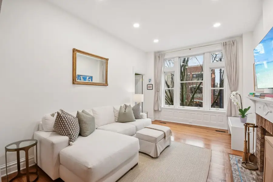 2142 N Racine Avenue #2, Chicago, IL 60614 - #3