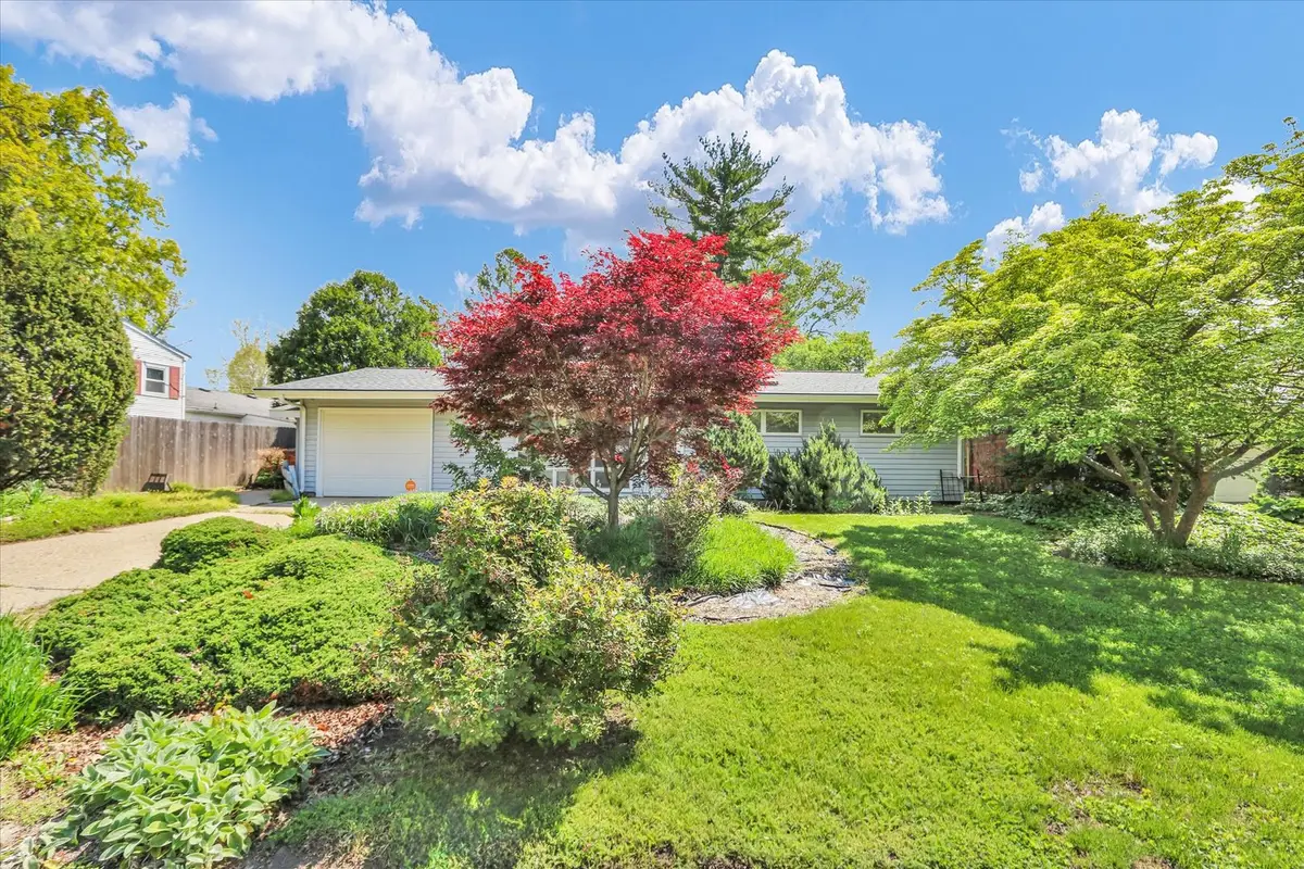 1302 Briarwood Drive, Champaign, IL 61821 - #1