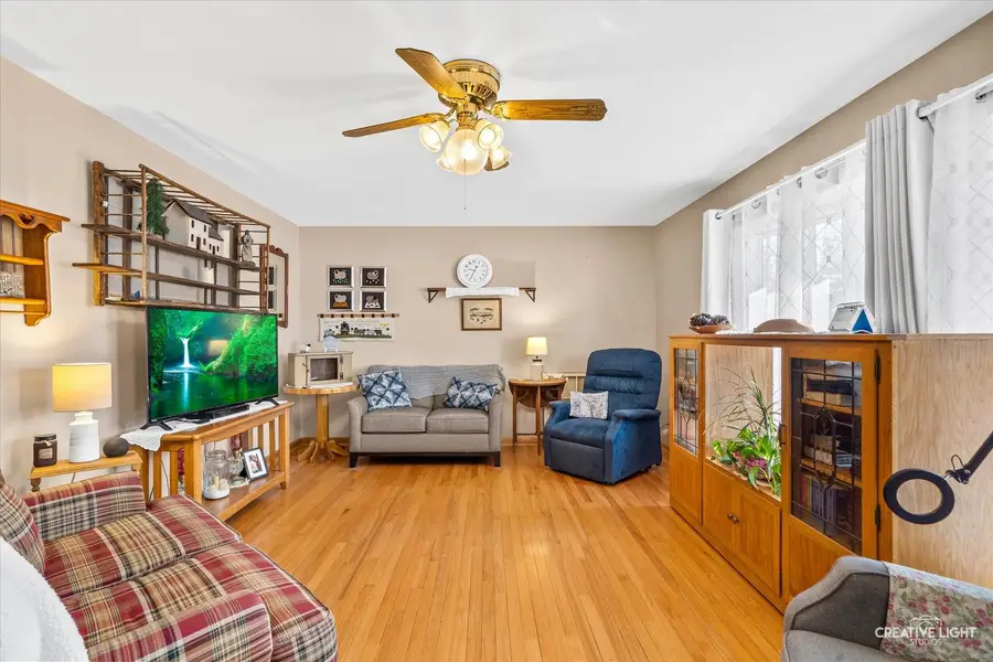 701 E Prairie Street, Plano, IL 60545 - #3