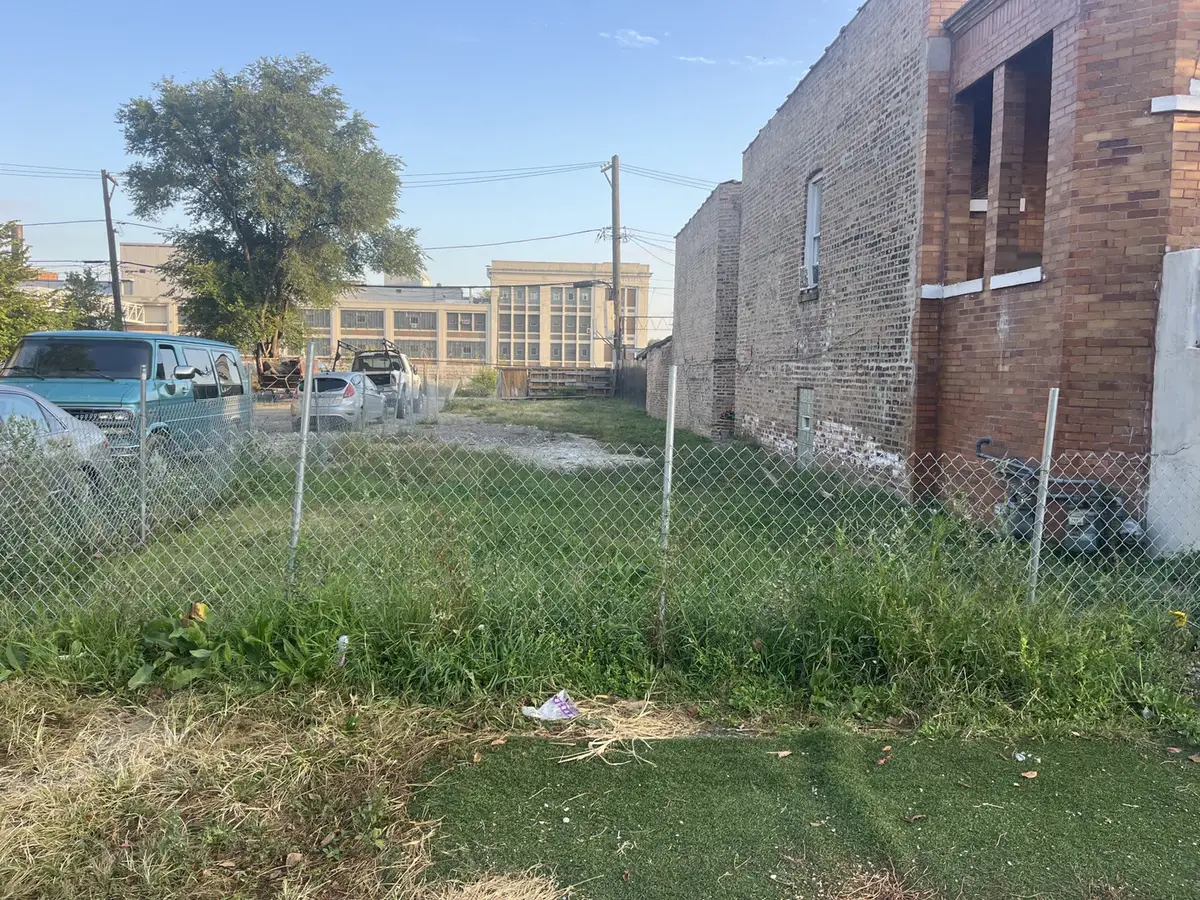 4004 W Grenshaw Street, Chicago, IL 60624 - #1