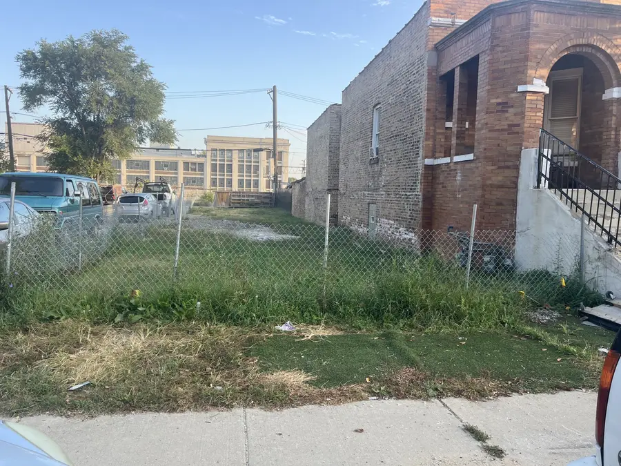 4004 W Grenshaw Street, Chicago, IL 60624 - #2