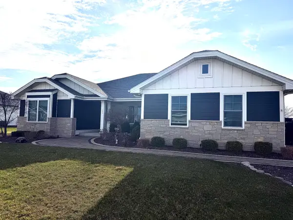 735 Peacock Place, Manteno, IL 60950