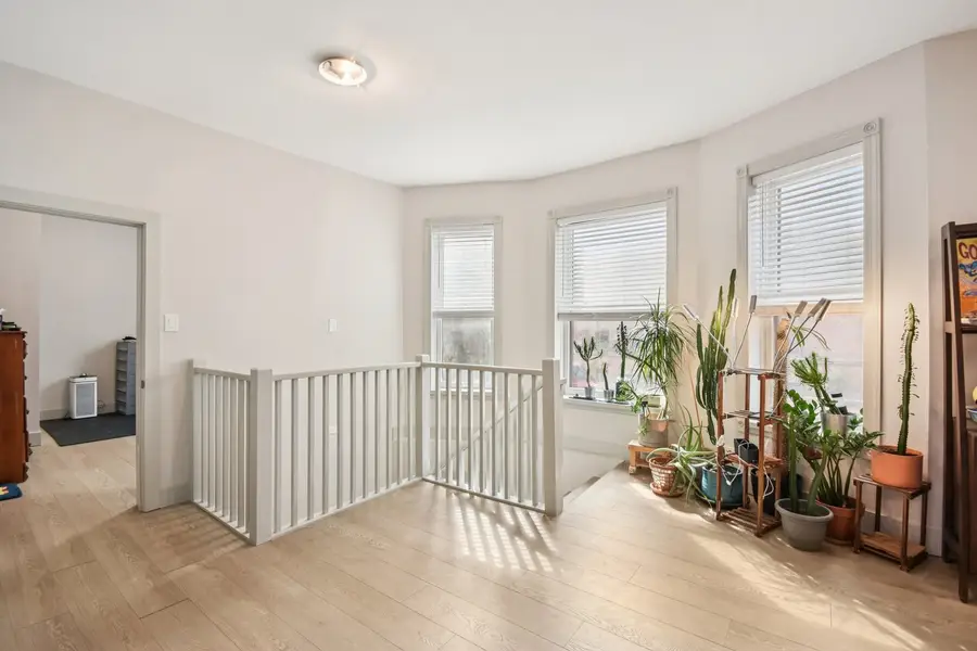 744 W California Terrace #1, Chicago, IL 60657 - #3