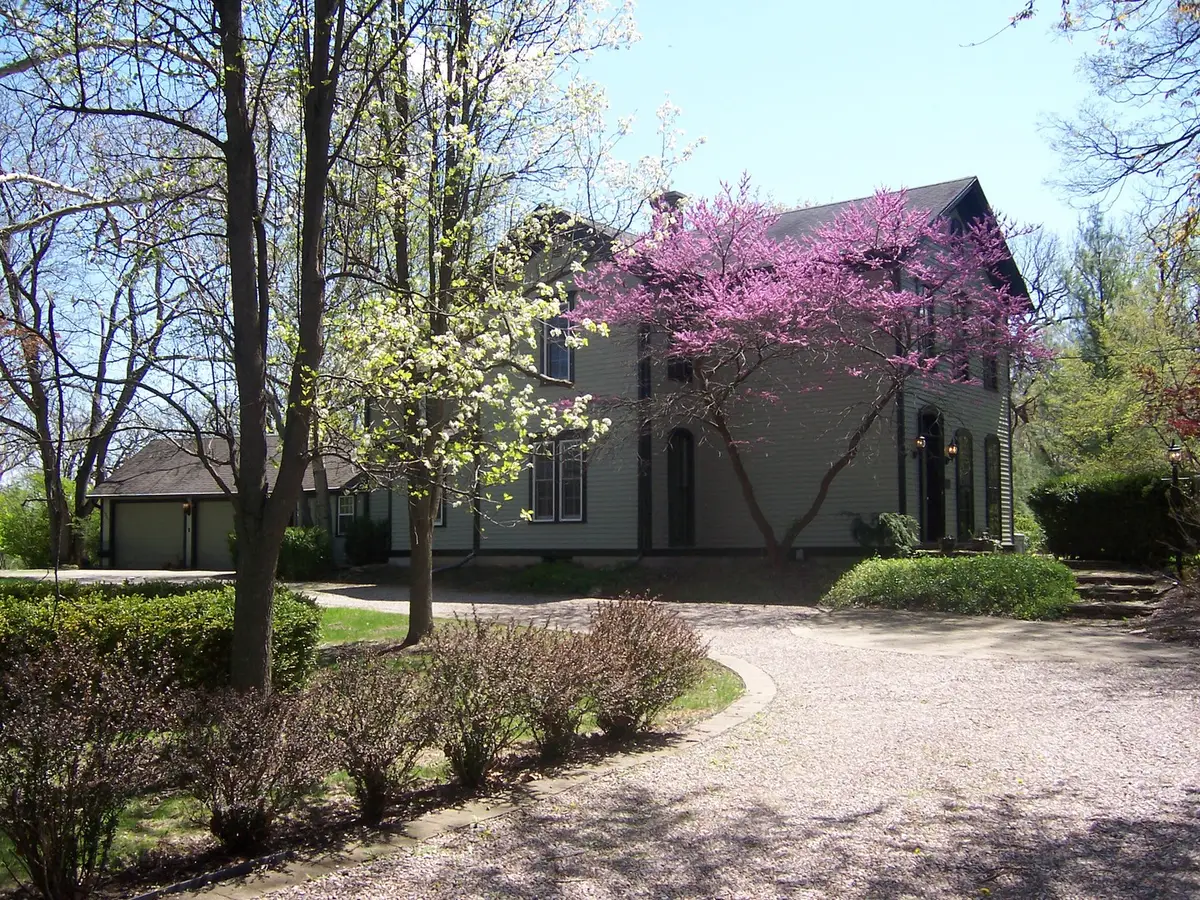 1301 South Batavia Avenue, Geneva, IL 60134 - #1