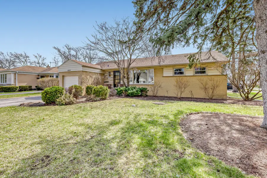 1605 W Fremont Street, Arlington Heights, IL 60005 - #2