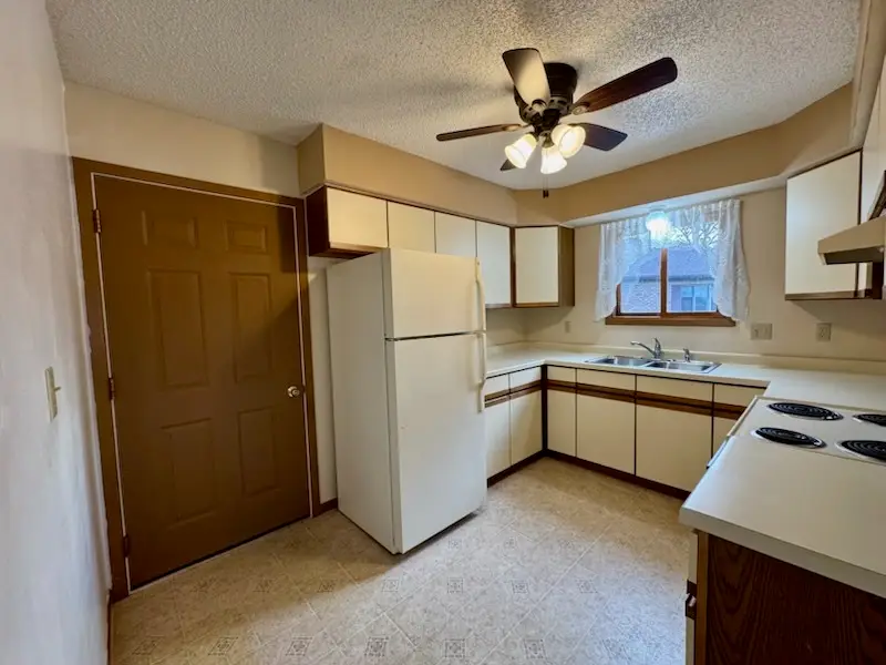 803A Coventry Lane, Sterling, IL 61081 - #2