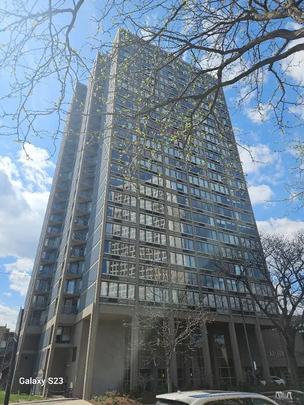 5320 N Sheridan Road #1502, Chicago, IL 60640