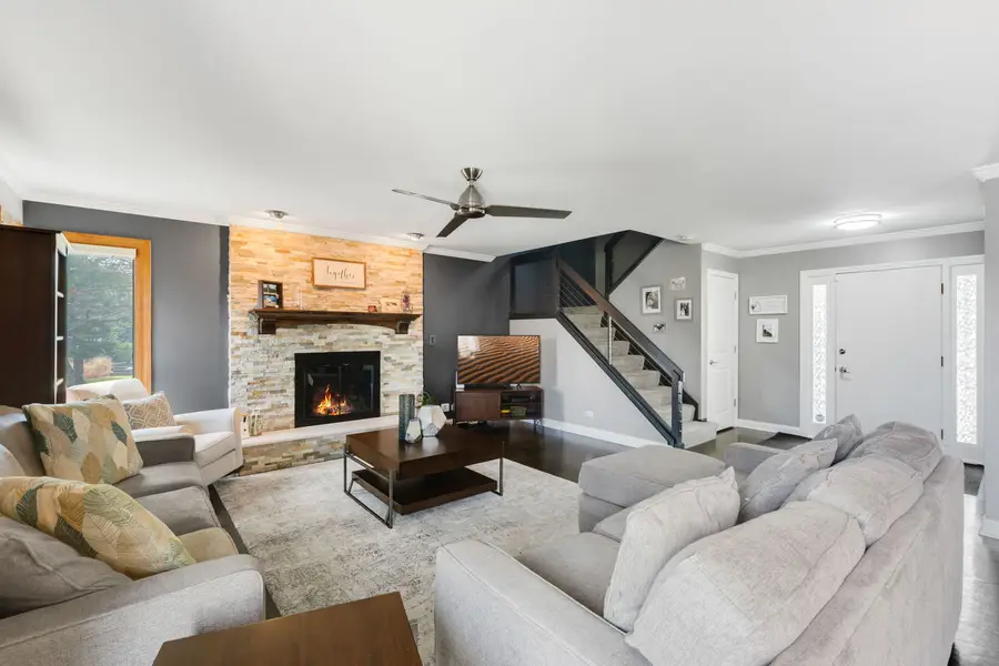 705 Ascot Court, Hoffman Estates, IL 60169 - #3