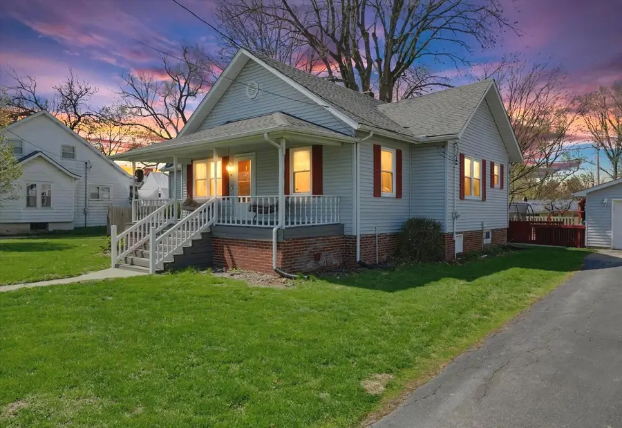 119 N Broadway Street, Fisher, IL 61843 - #3