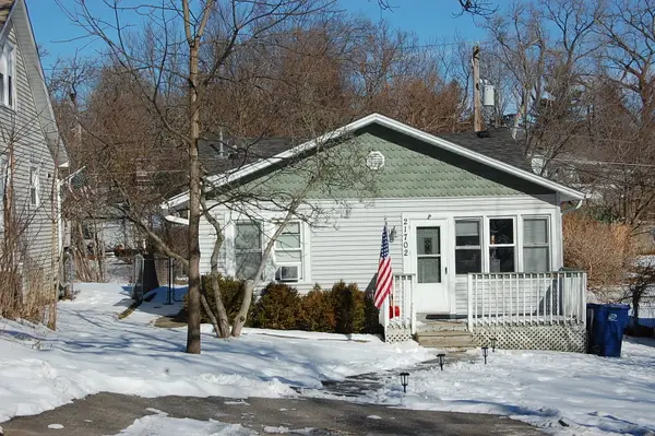 21702 W Edgewood Avenue, Lake Villa, IL 60046