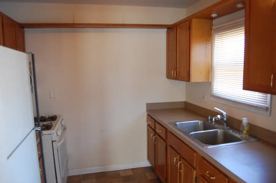 21702 W Edgewood Avenue, Lake Villa, IL 60046 - #3