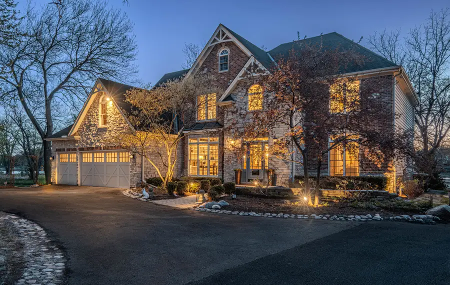 842 N Bennett Street, Geneva, IL 60134 - #2
