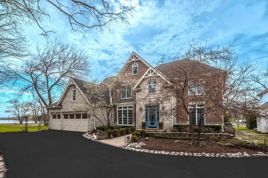 842 N Bennett Street, Geneva, IL 60134 - #3