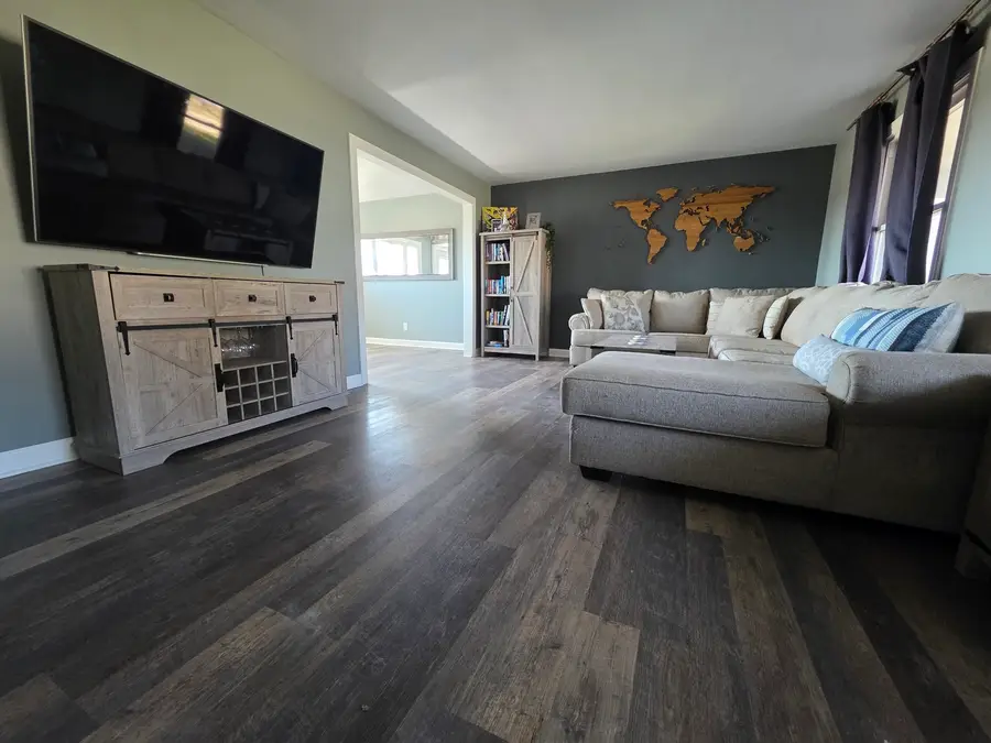 651 Dartmoor Drive, Crystal Lake, IL 60014 - #3