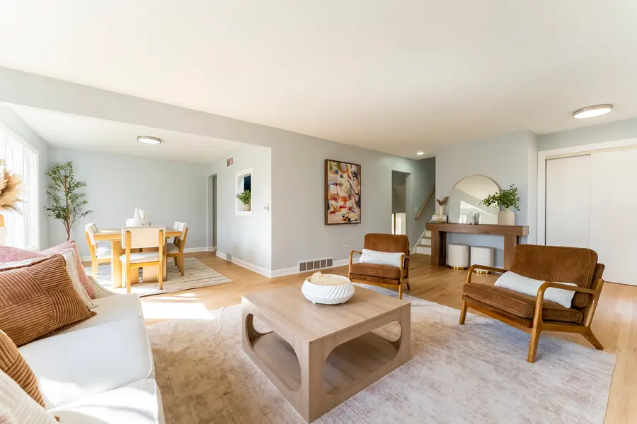 2205 Country Knoll Lane, Elgin, IL 60123 - #3