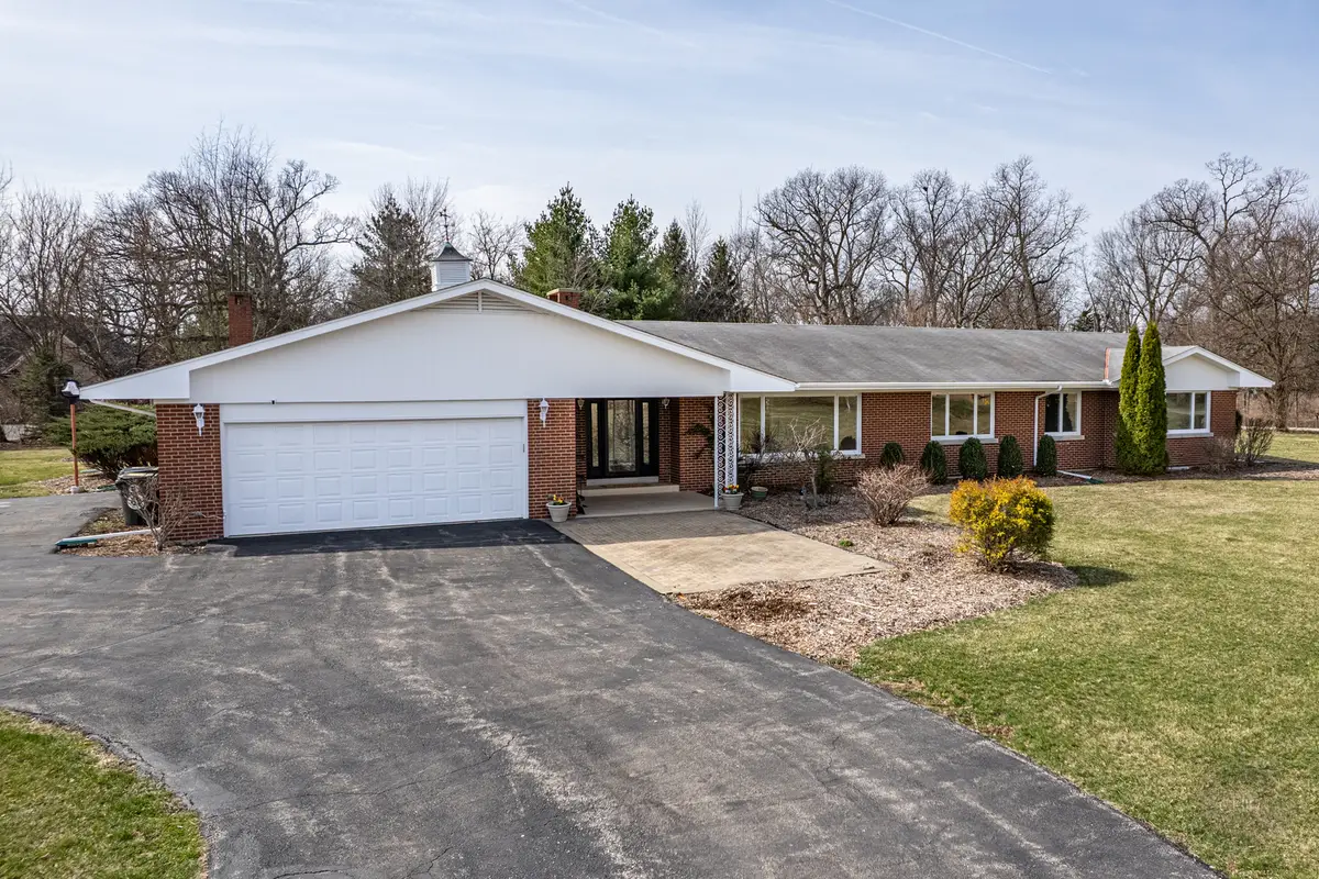 15600 Griswold Springs Road, Plano, IL 60545 - #1