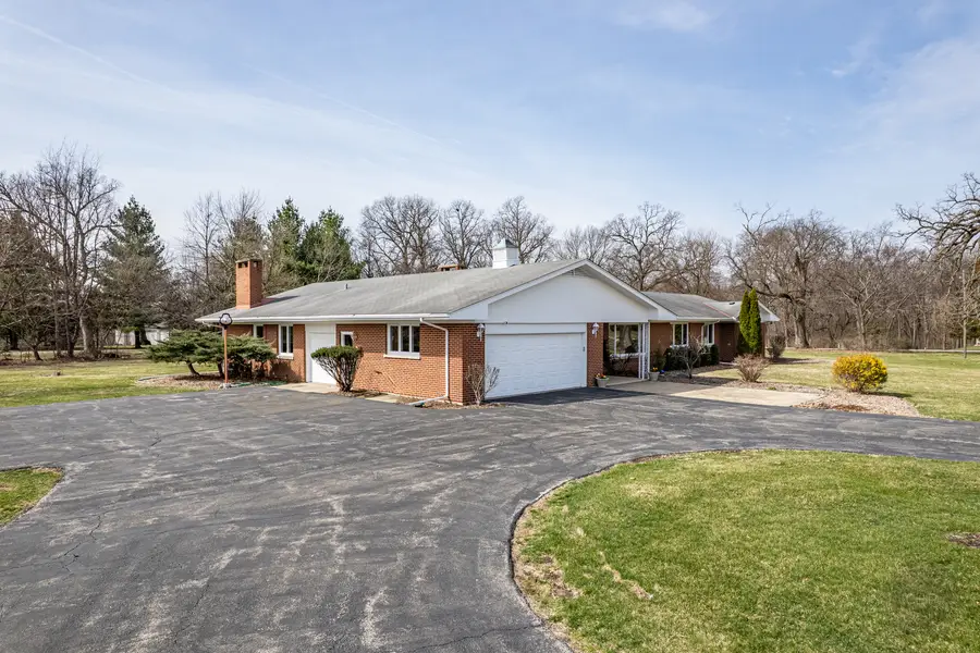 15600 Griswold Springs Road, Plano, IL 60545 - #3