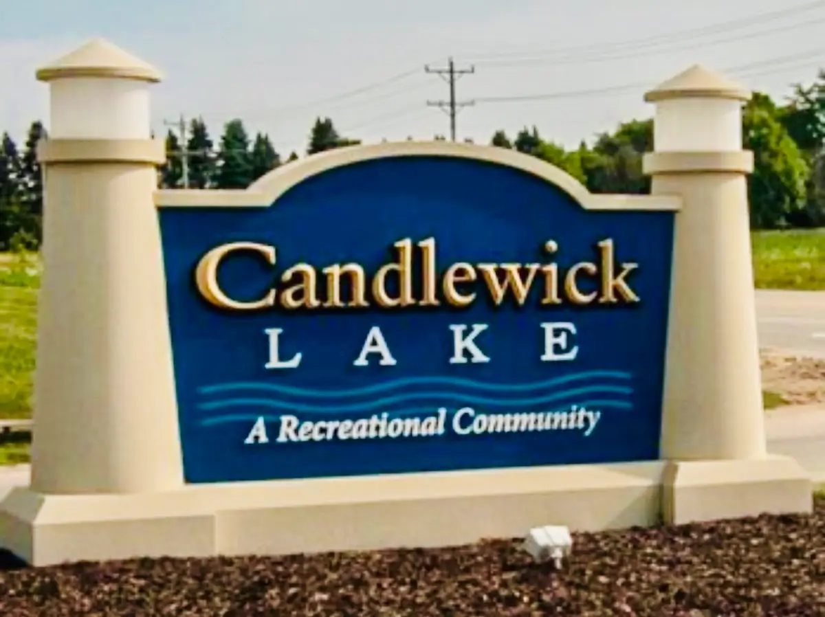 115 Pembroke Road, Poplar Grove, IL 61065 - #1