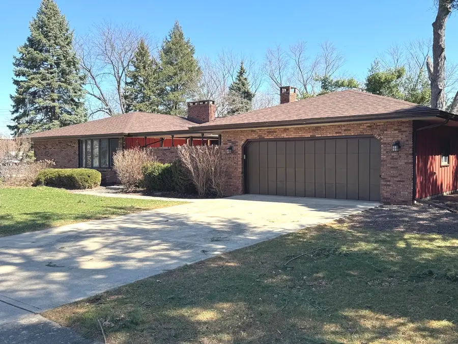 210 S Small Avenue, Kankakee, IL 60901 - #2