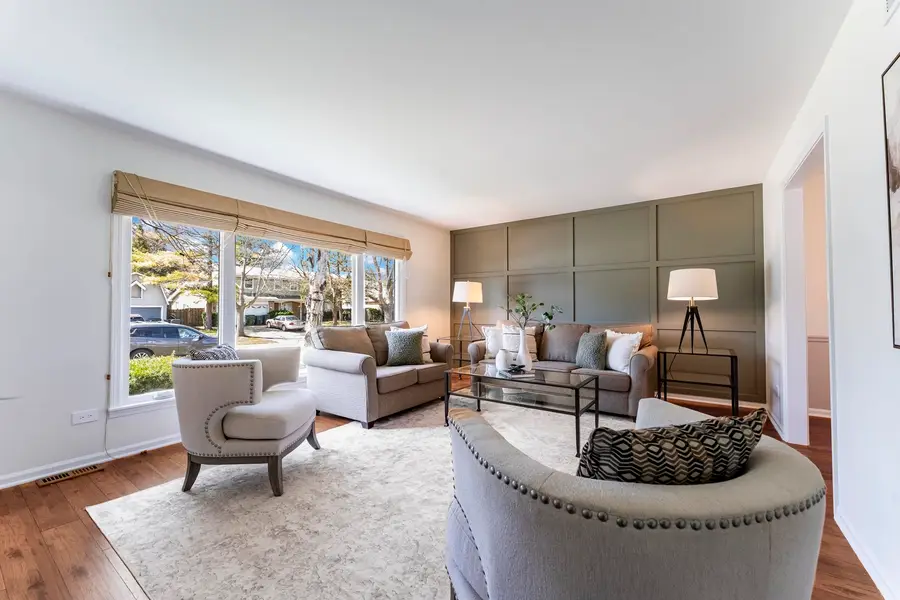 121 N Glendale Avenue, Barrington, IL 60010 - #3