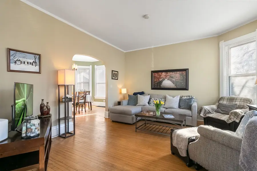 124 Forest Avenue, Riverside, IL 60546 - #3